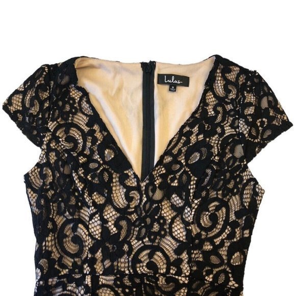 Lulus Black Crochet Lace V Neck Bodycon Style Midi Dress Size S - Picture 3 of 7